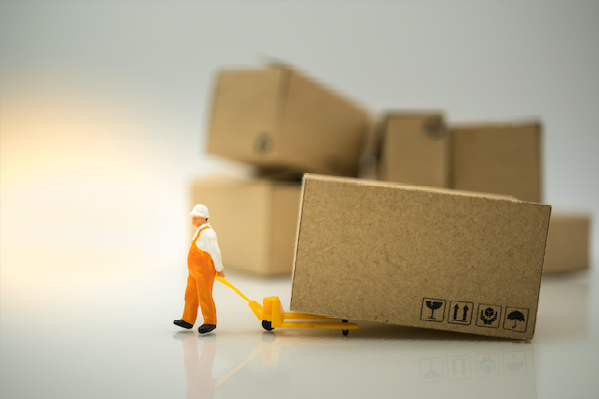 Logistik Männchen mit Paket